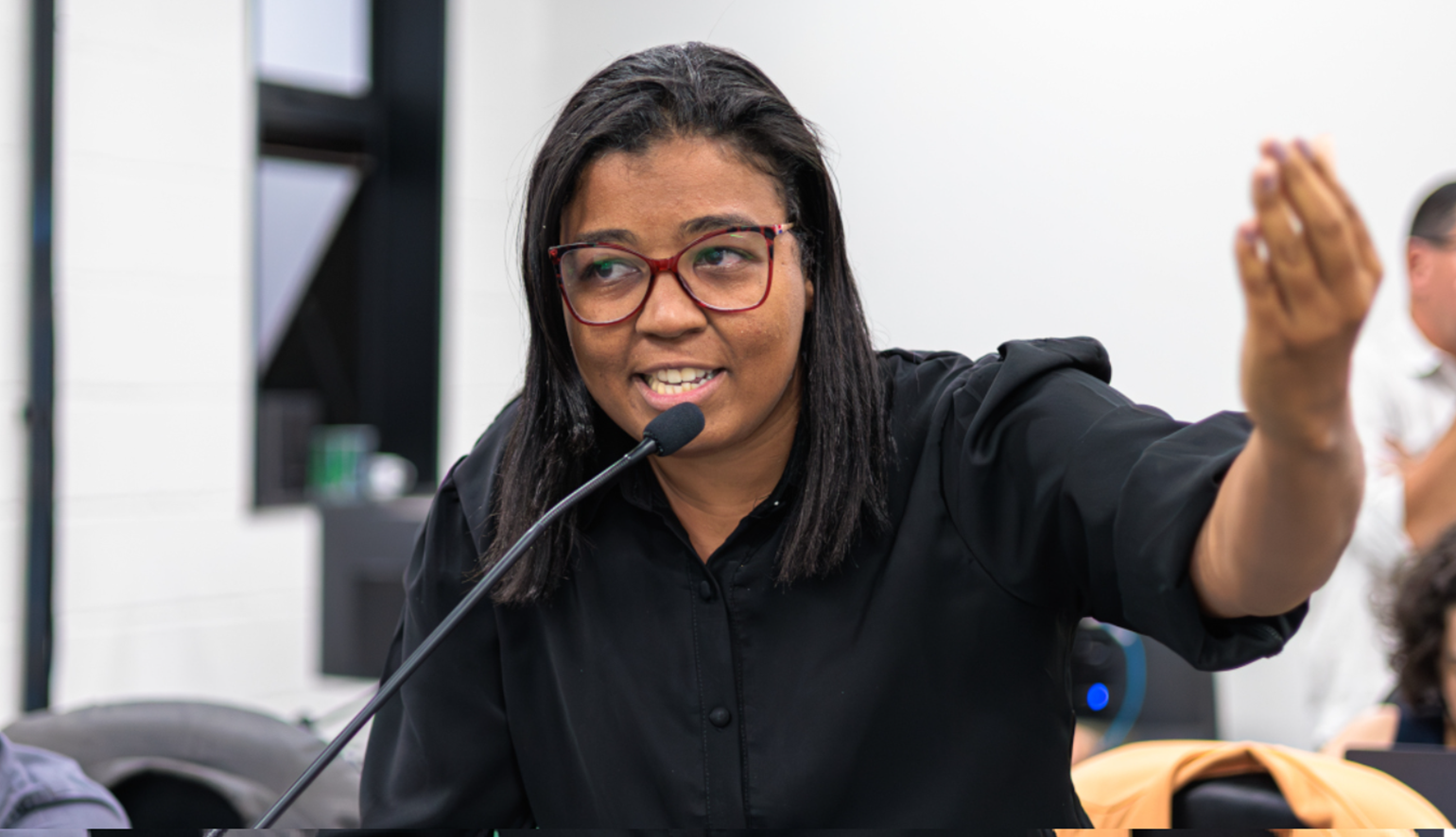 Relatora vota contra uso do nome social por travestis e transexuais na administração pública de Limeira